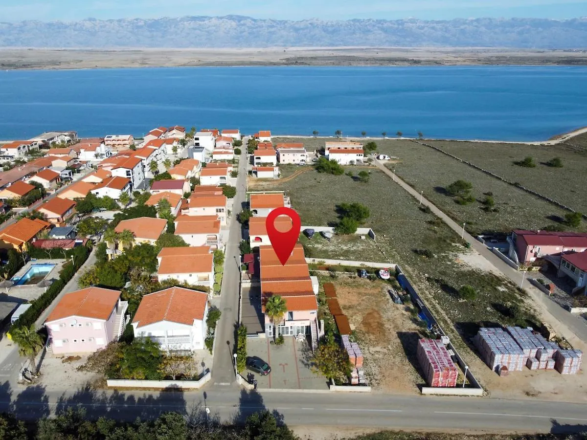 Isolated Apartments With A Parking Space Vir - 20177