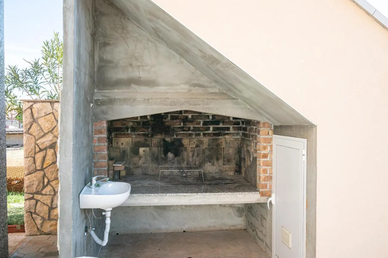 Isolated Apartments With A Parking Space Vir - 20177 0*,