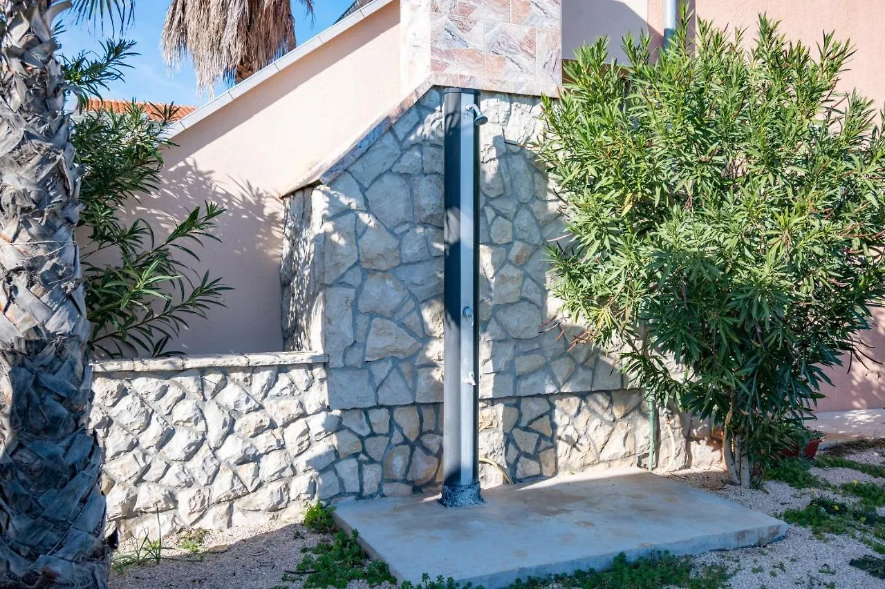 Isolated Apartments With A Parking Space Vir - 20177