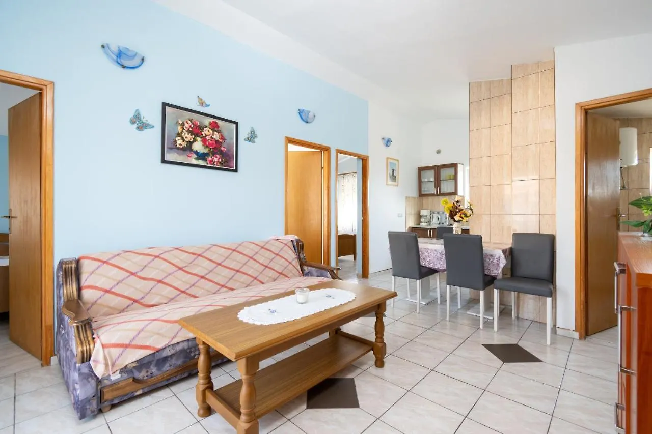 Isolated Apartments With A Parking Space Vir - 20177