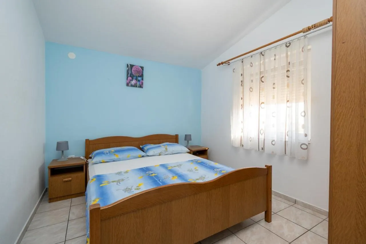 Isolated Apartments With A Parking Space Vir - 20177