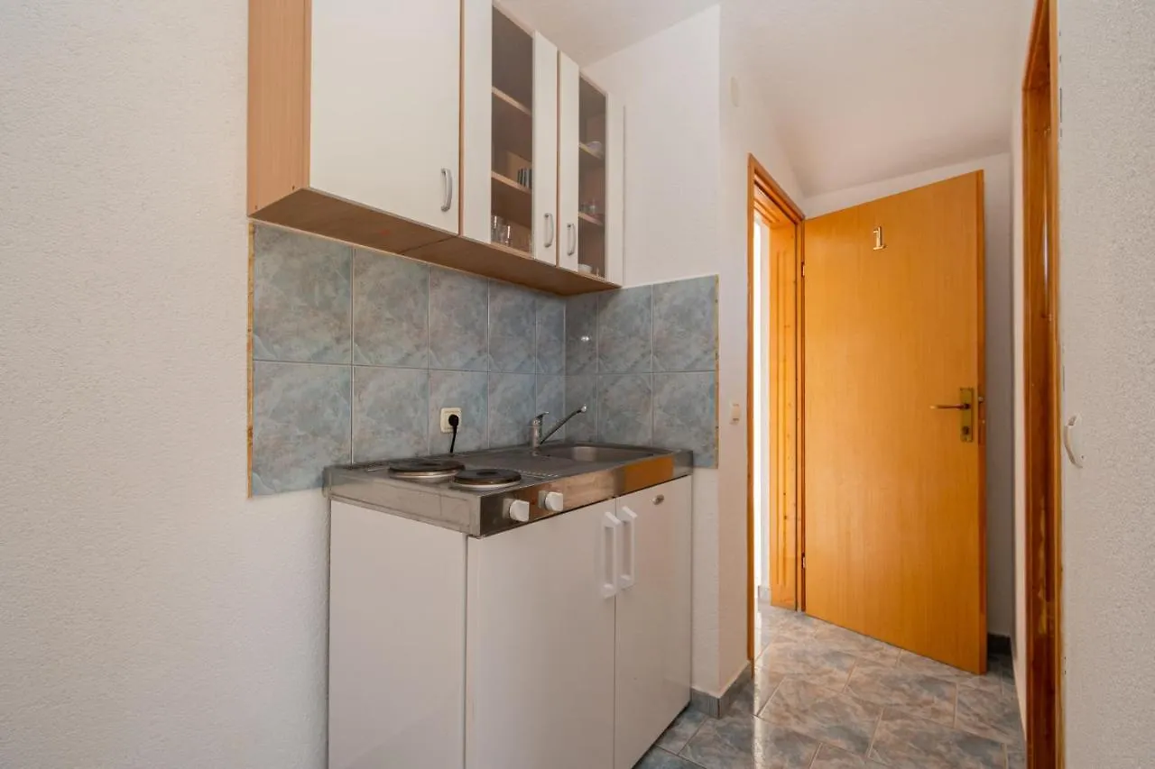 Isolated Apartments With A Parking Space Vir - 20177