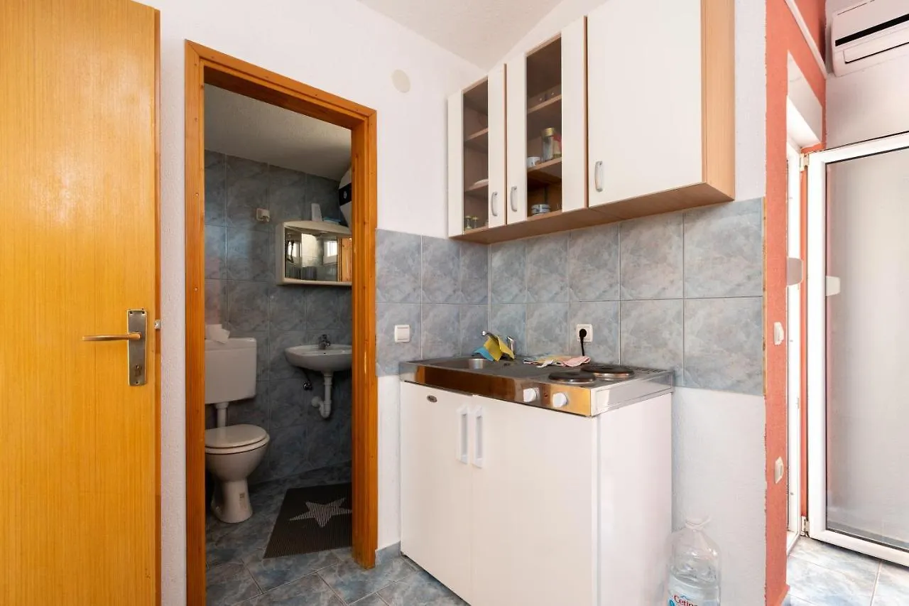 Isolated Apartments With A Parking Space Vir - 20177
