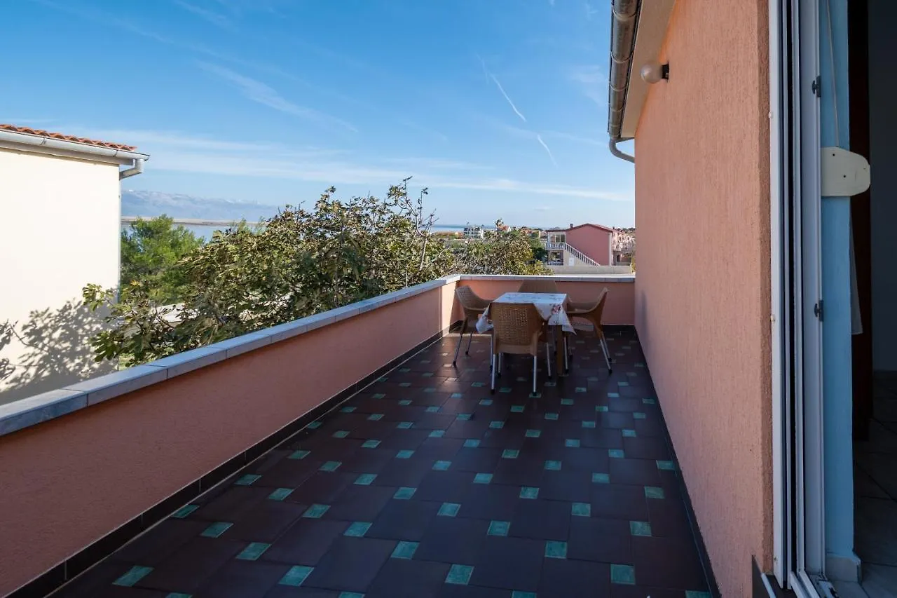 Isolated Apartments With A Parking Space Vir - 20177