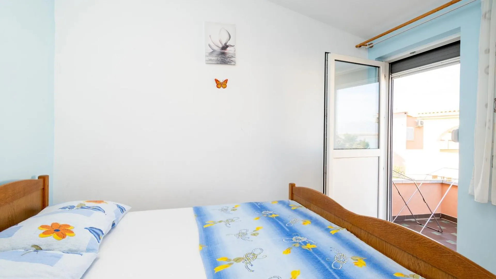 Isolated Apartments With A Parking Space Vir - 20177 0*,  Croatia