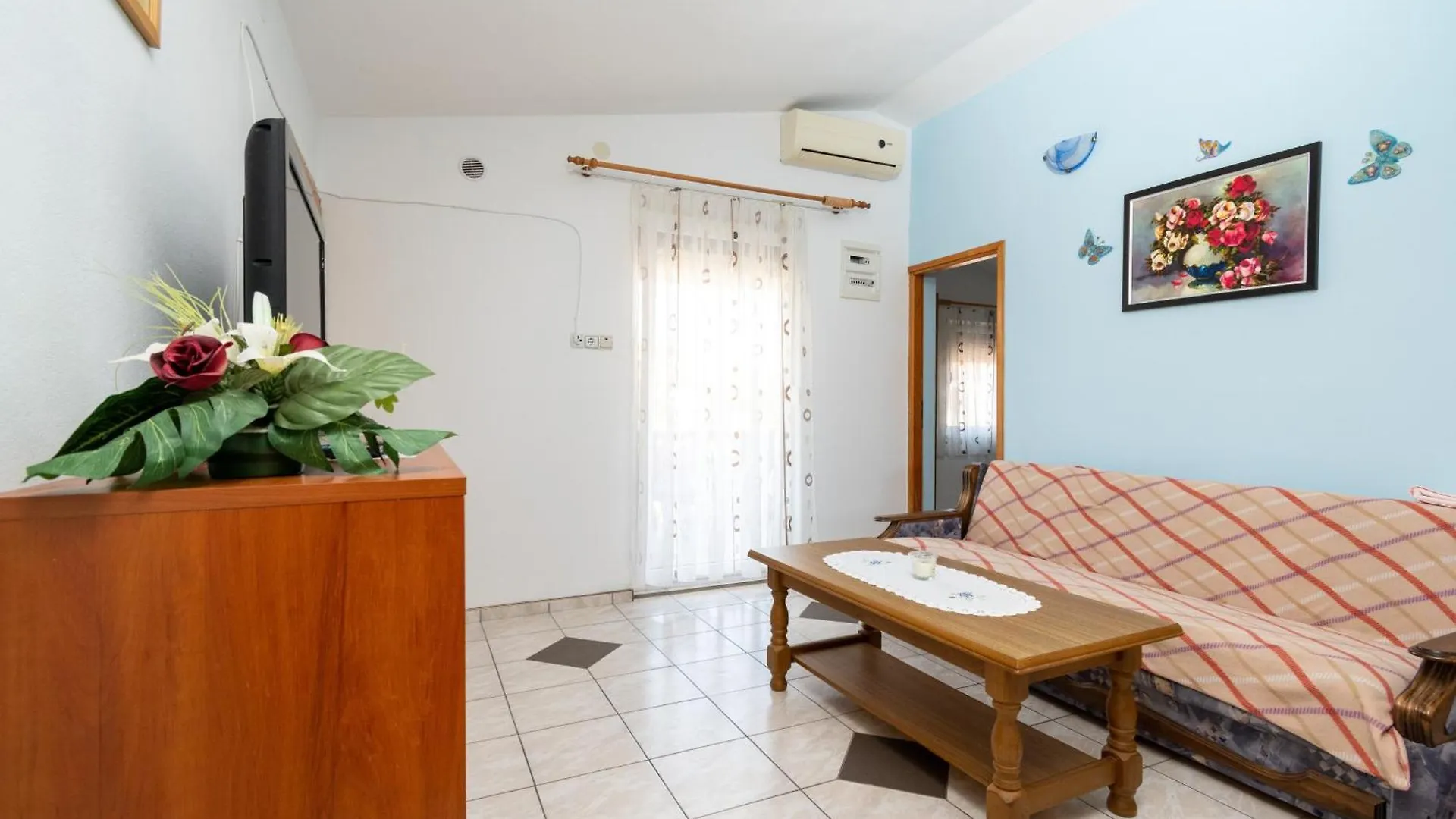 Isolated Apartments With A Parking Space Vir - 20177 Croatia