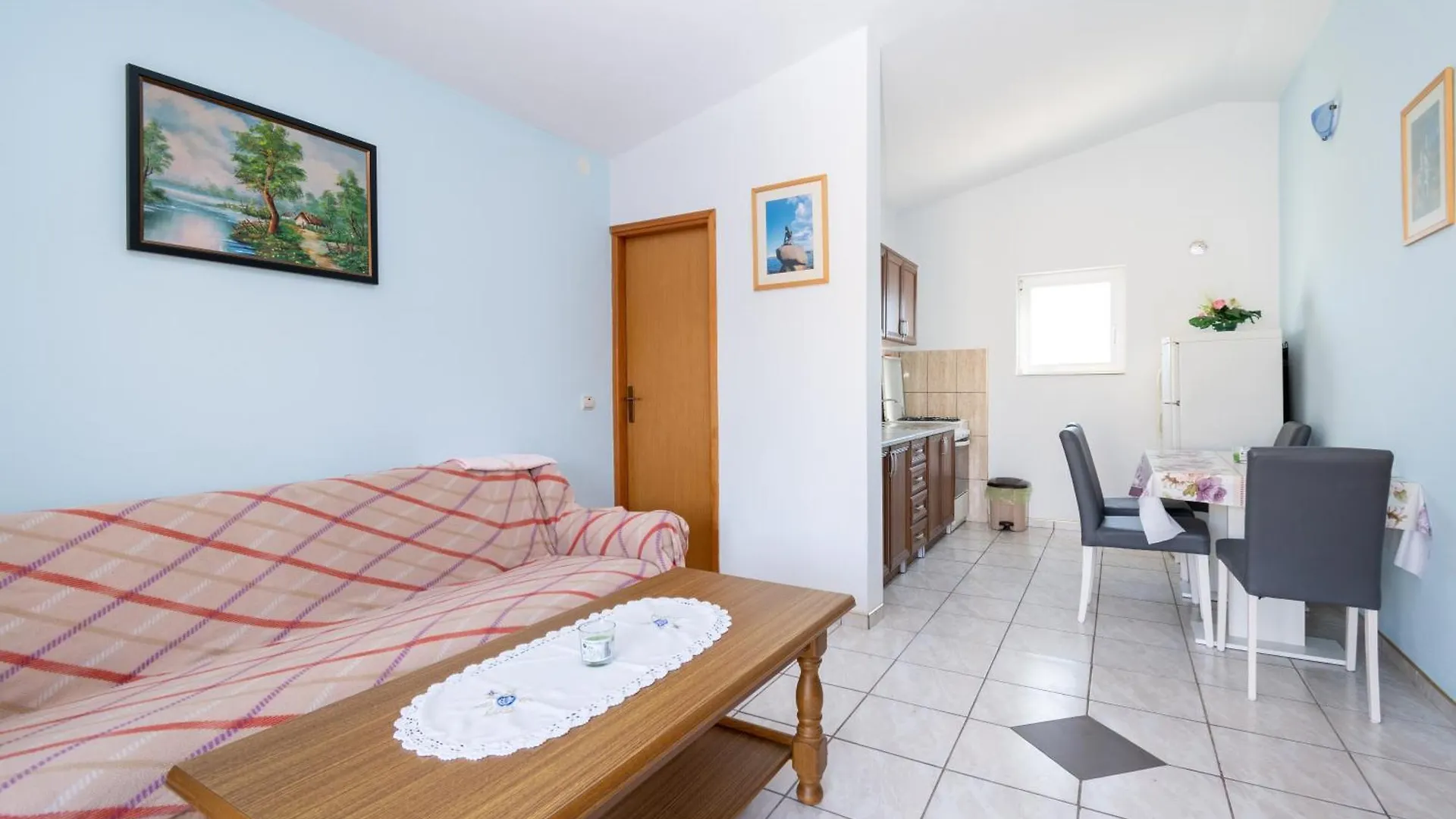 Isolated Apartments With A Parking Space Vir - 20177 Croatia